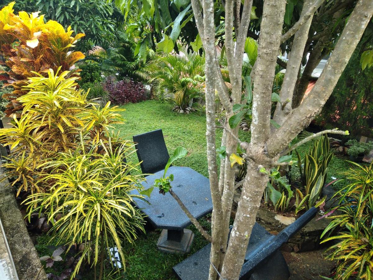 Sandhara Home Stay Tangalle Exterior photo