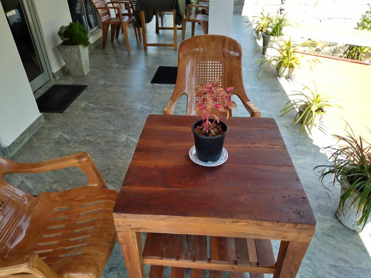 Sandhara Home Stay Tangalle Exterior photo