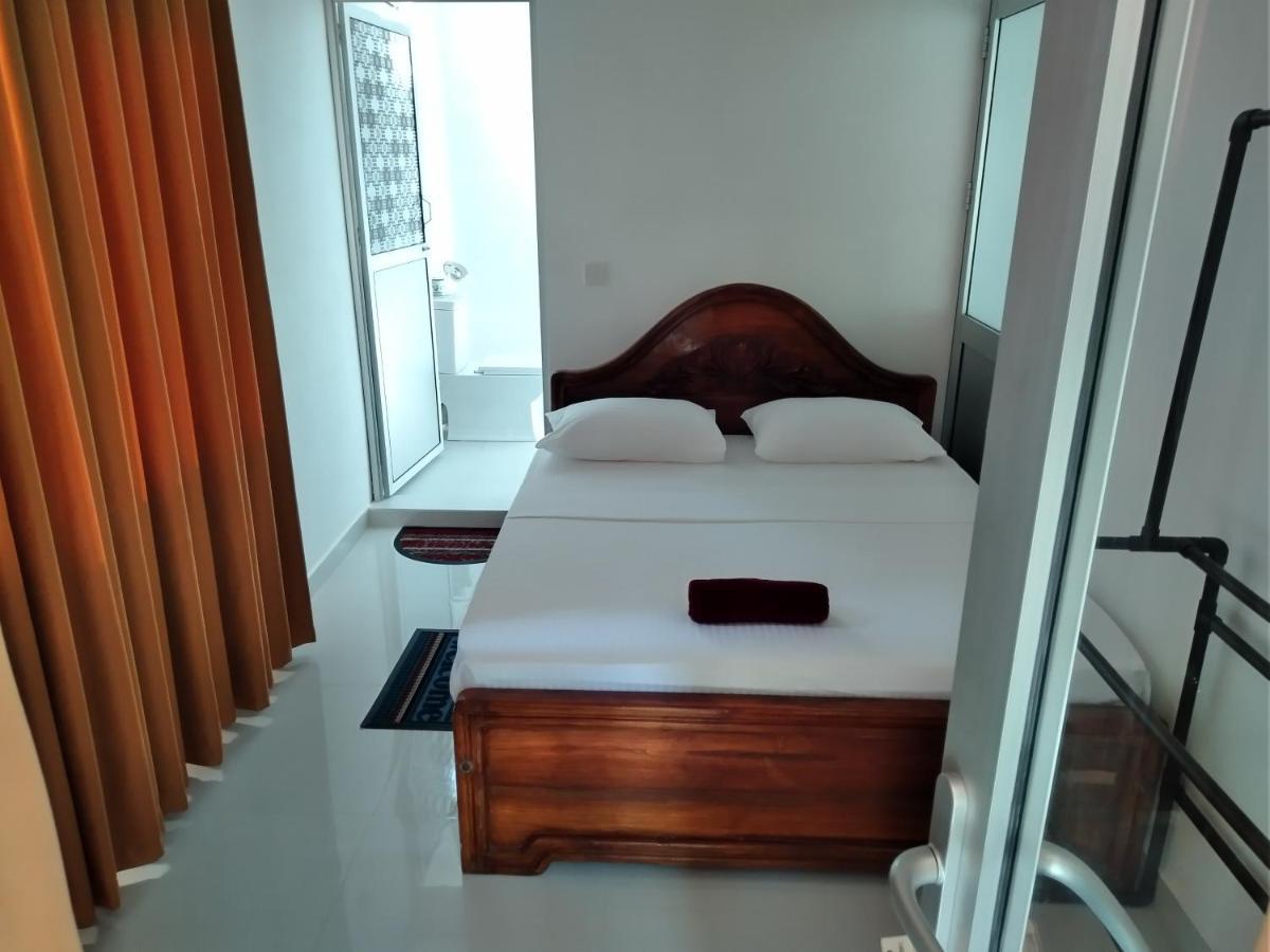 Sandhara Home Stay Tangalle Exterior photo