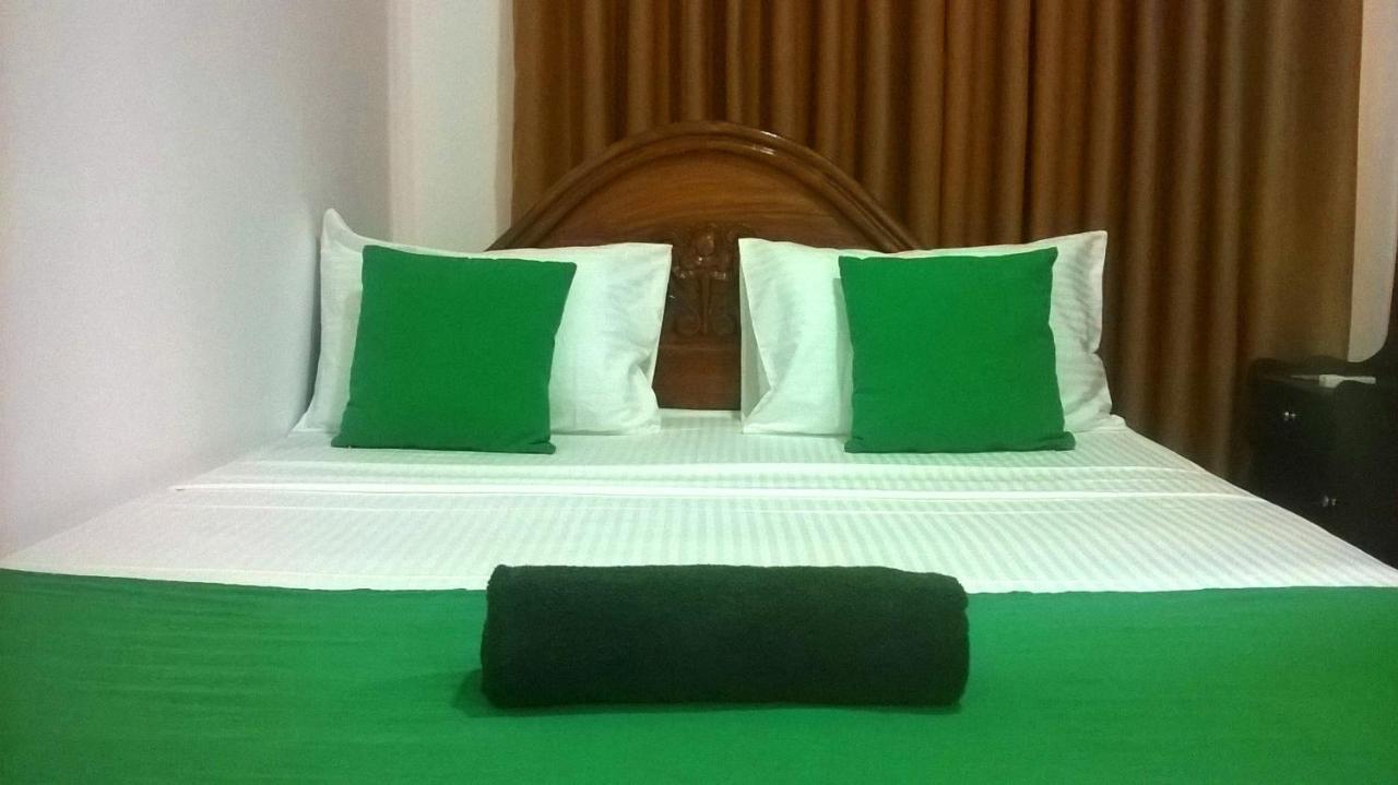 Sandhara Home Stay Tangalle Exterior photo