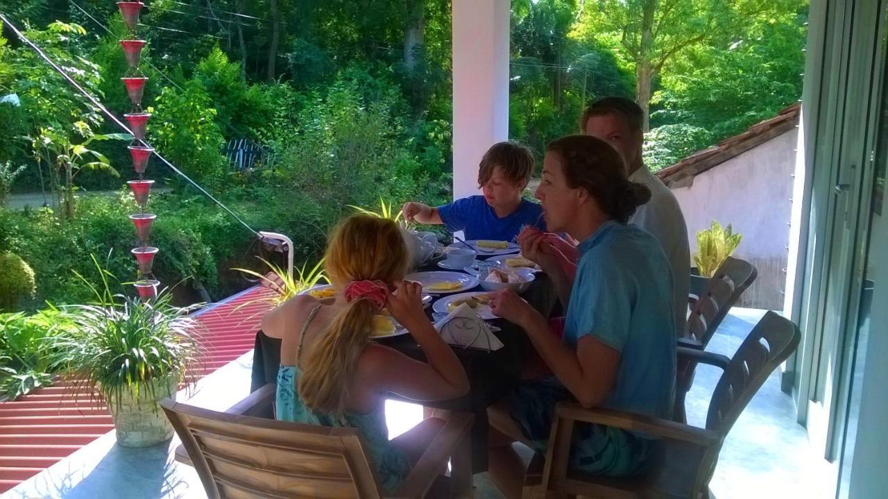 Sandhara Home Stay Tangalle Exterior photo